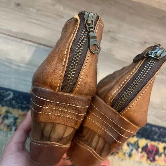 Bed Stu Tan Leather Wedge Sandals - Picture 11 of 11